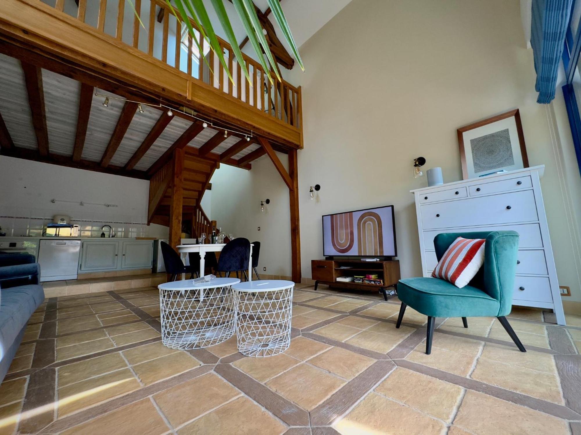 La Maison Sous Les Arbres - Duplex, Jardin Et *