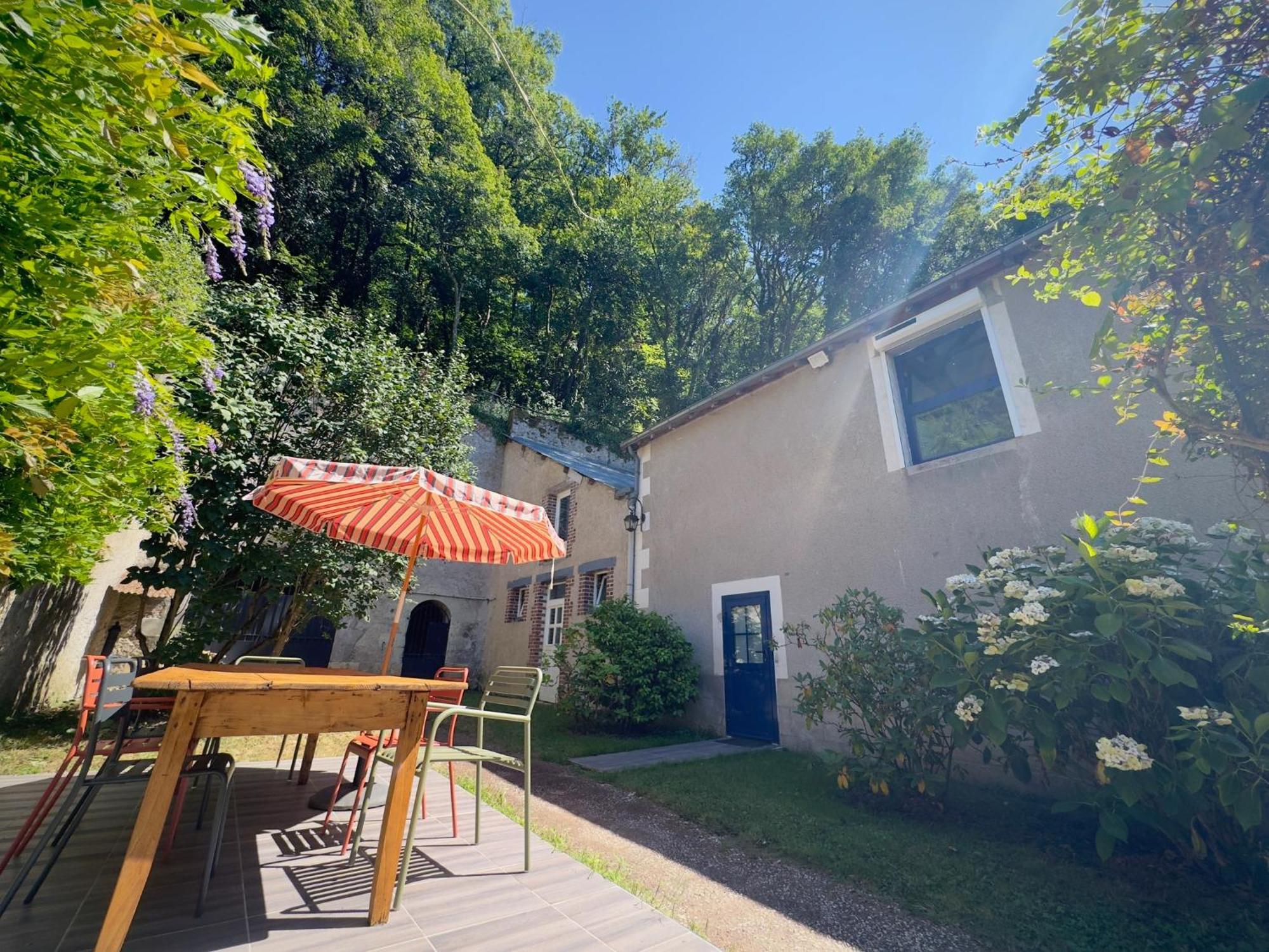 La Maison Sous Les Arbres - Duplex, Jardin Et